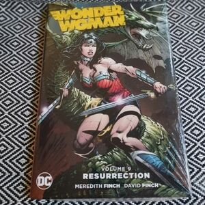 💕2/$20💕 DC Comics‎ Wonder Woman Volume 9 Resurrection Graphic Novel Hardcover